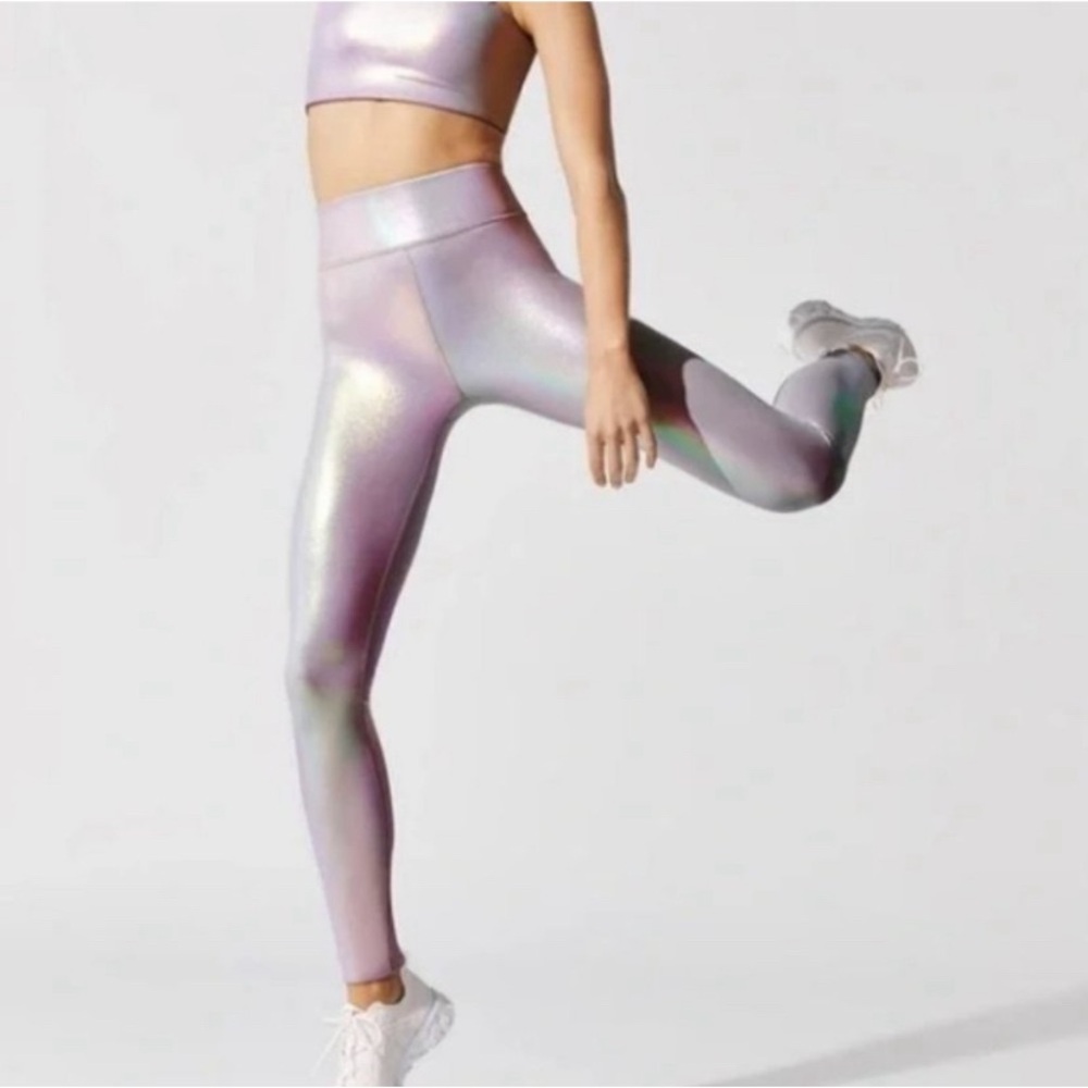NWT Carbon38 Holographic Activewear